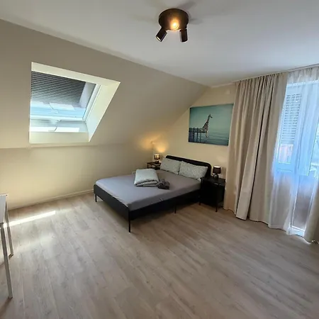 Quarto em Acomodações Particulares Nb14-1 Living Weingarten (Baden)